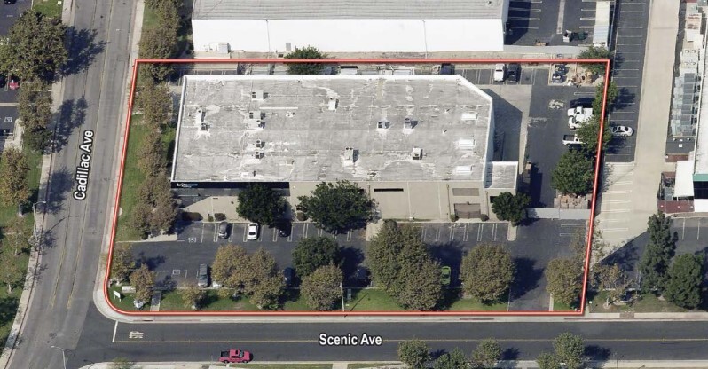 1690 Scenic Ave, Costa Mesa, CA for lease - Building Photo - Image 1 of 2