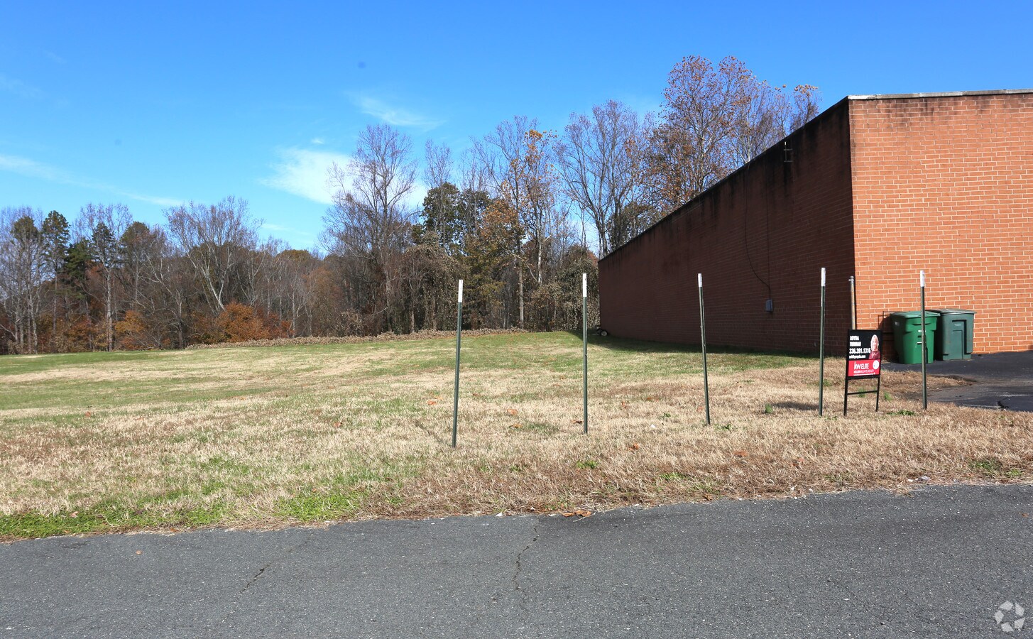 8197 Broad St, Rural Hall, NC 27045