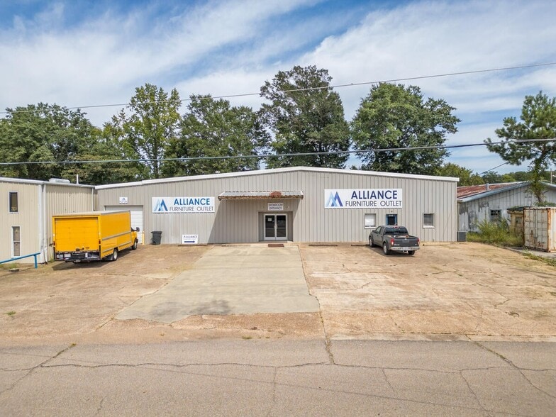 208 Conway Dr, Columbus, MS for sale - Building Photo - Image 3 of 21