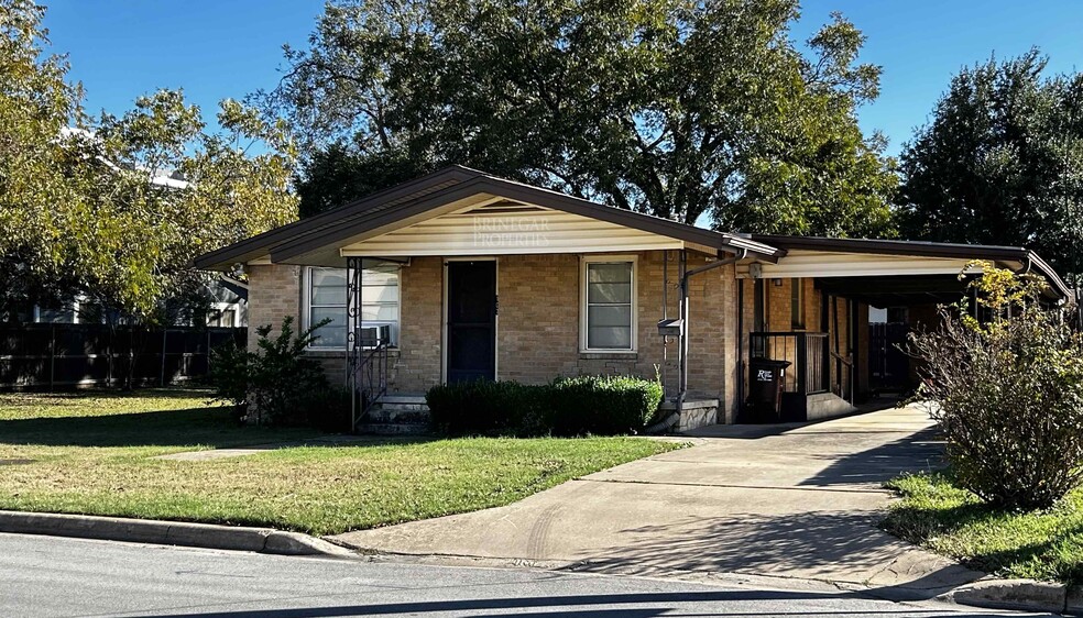 107 E Anderson Ave, Round Rock, TX for sale - Building Photo - Image 2 of 3