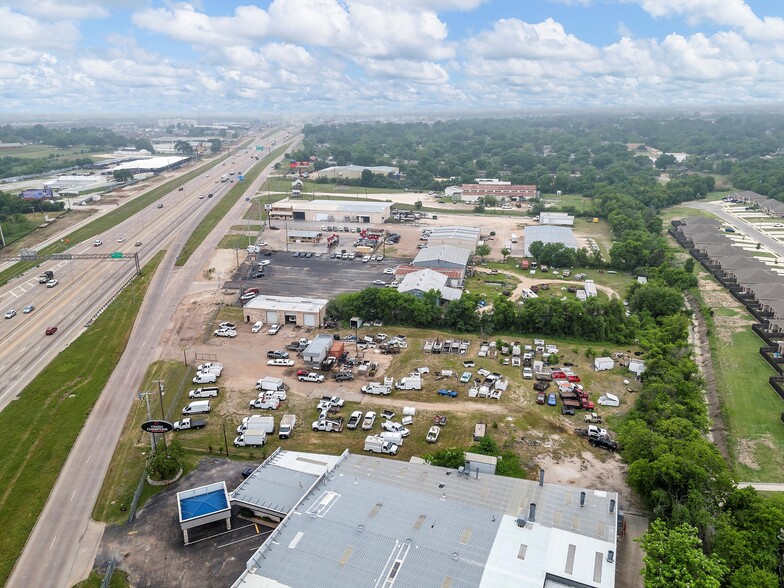 3317 I 35 N Frontage rd, Waco, TX for sale - Building Photo - Image 3 of 7