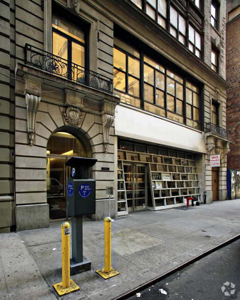 15 E 32nd St, New York, NY for lease - Building Photo - Image 2 of 9