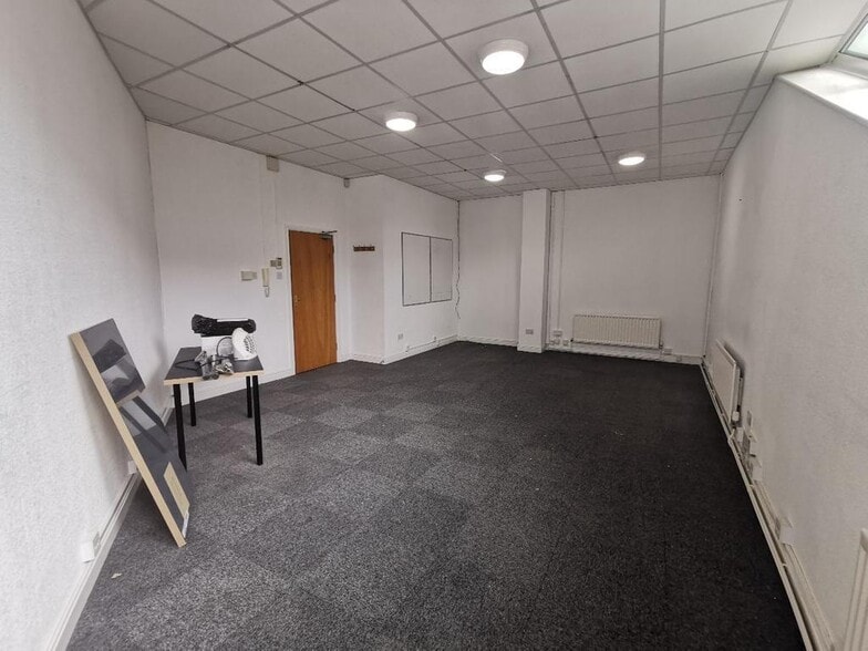 65 Westgate Rd, Newcastle Upon Tyne for lease - Building Photo - Image 2 of 27