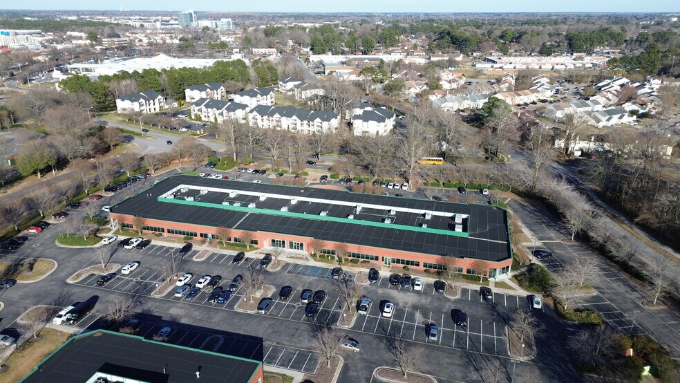 500 Independence Pky, Chesapeake, VA for sale - Building Photo - Image 2 of 10