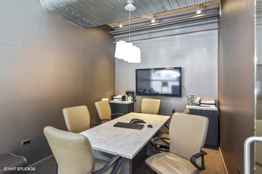 1821 Benson Ave, Evanston, IL 60201 - Unit 1821 -  - Interior Photo - Image 1 of 3