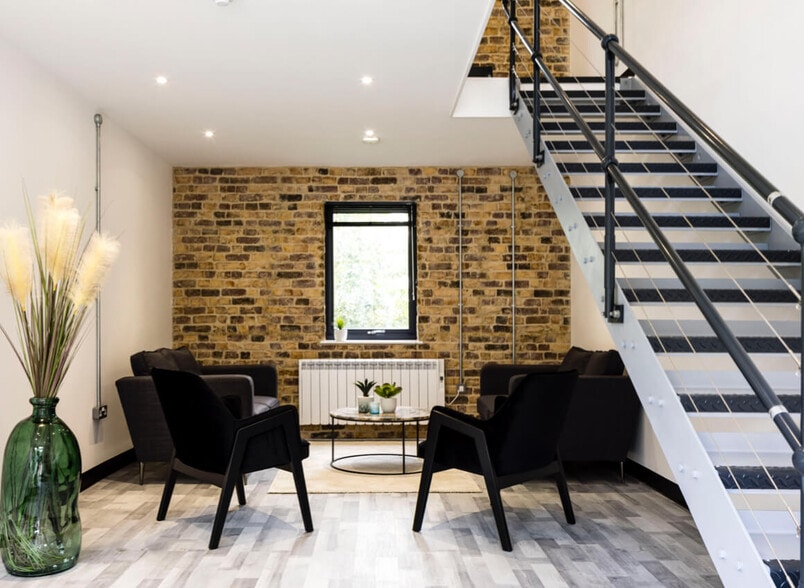 Old Ipswich Rd, Ardleigh for lease - Interior Photo - Image 2 of 31