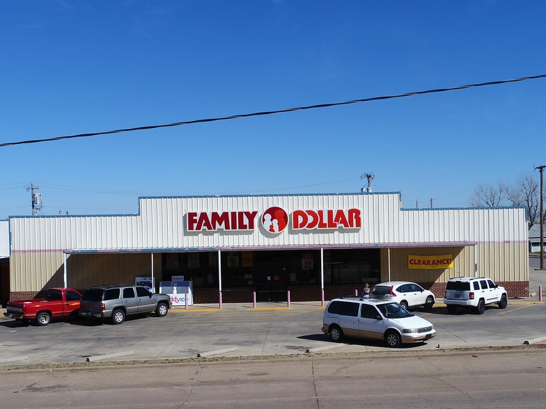 301 N Broadway St, Hinton, OK for sale - Other - Image 1 of 1