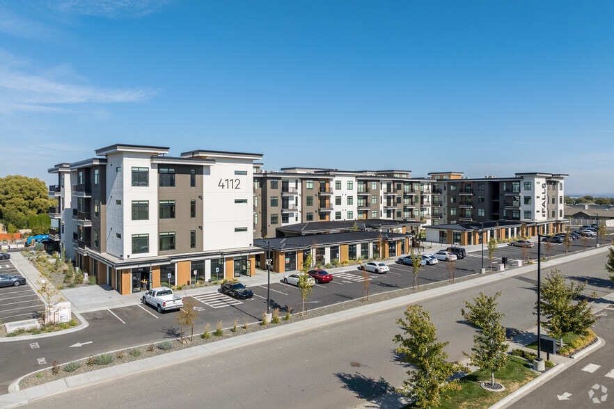 4112 W 24th Ave, Kennewick, WA for lease - Building Photo - Image 2 of 28