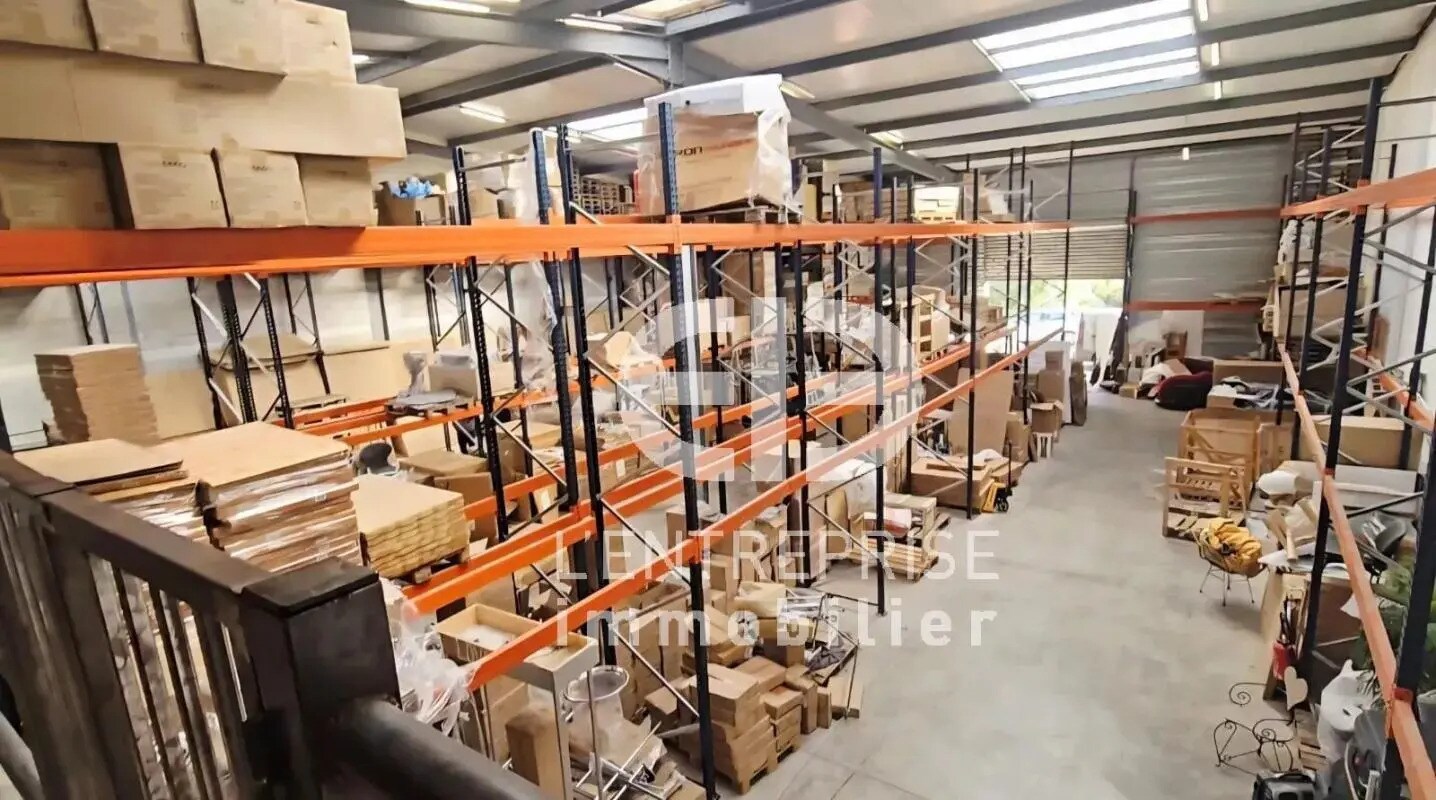 Industrial in Nice for lease Interior Photo- Image 1 of 9