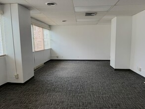 299 Alhambra Cir, Coral Gables, FL for lease Building Photo- Image 1 of 3