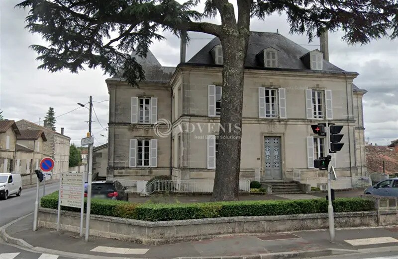 Office in Cognac for lease - Building Photo - Image 2 of 3