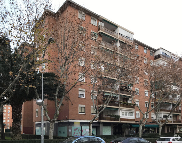 Paseo Goya, 22, Móstoles, Madrid for lease - Primary Photo - Image 1 of 2