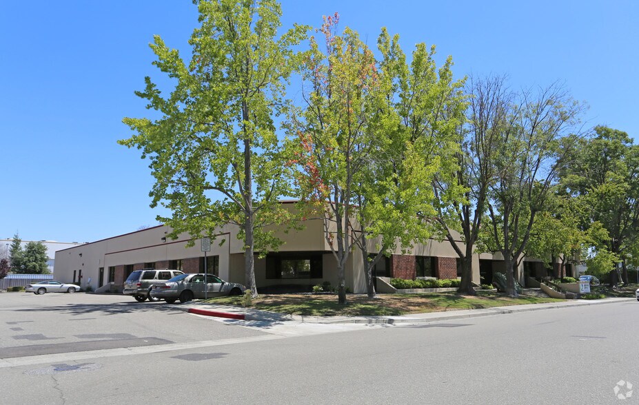 1183 Quarry Ln, Pleasanton, CA for sale - Primary Photo - Image 1 of 1
