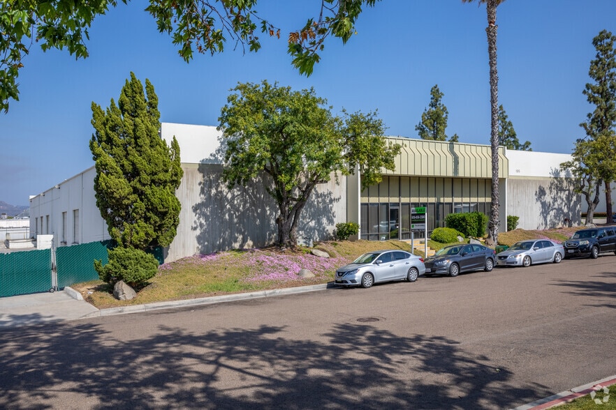 1515 Fayette St, El Cajon, CA for lease - Building Photo - Image 2 of 8
