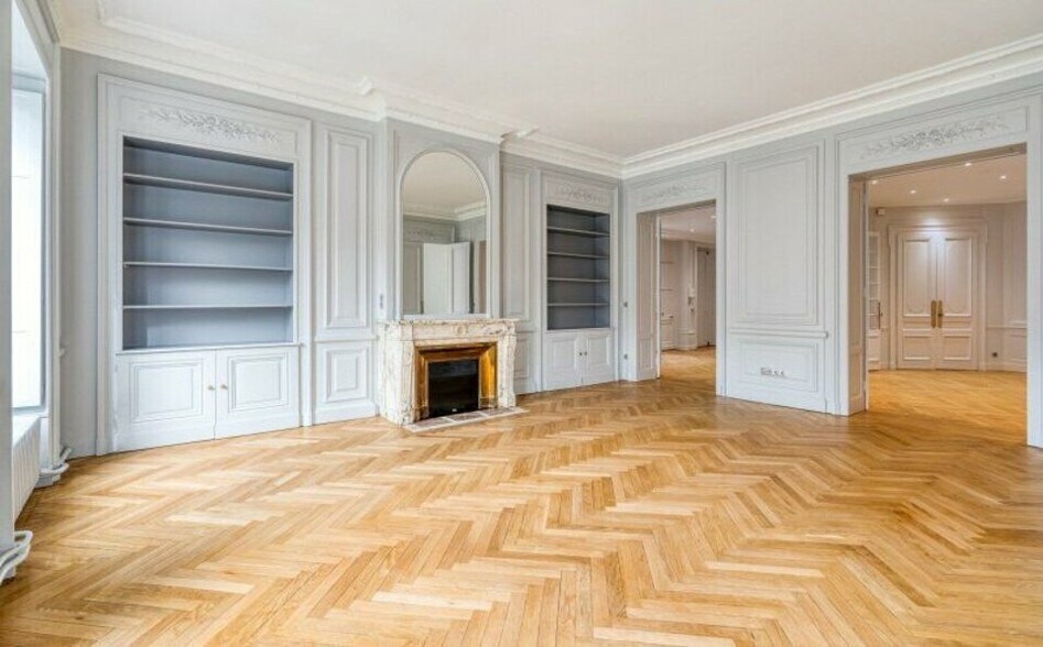 4 Rue Molière, Paris for lease - Interior Photo - Image 2 of 8