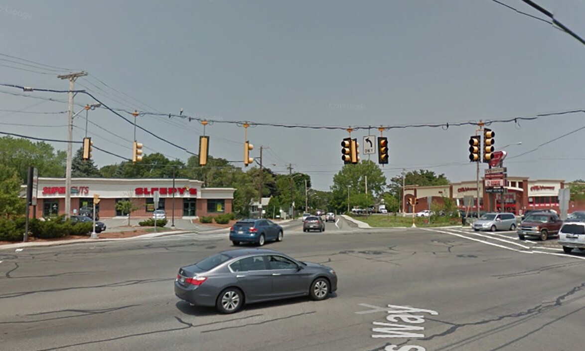 263 Highland Ave, Salem, MA 01970