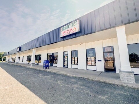 5 National Dr, Windsor Locks, CT for lease Building Photo- Image 1 of 11