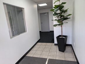 11353 Lebanon Rd, Cincinnati, OH for lease Interior Photo- Image 1 of 17