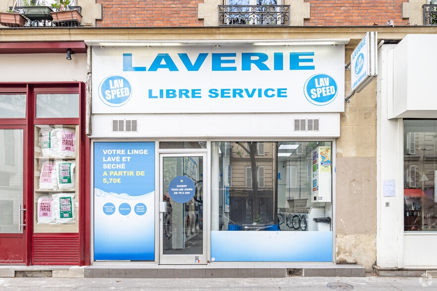 22 Rue Brochant, Paris for lease - Building Photo - Image 2 of 8