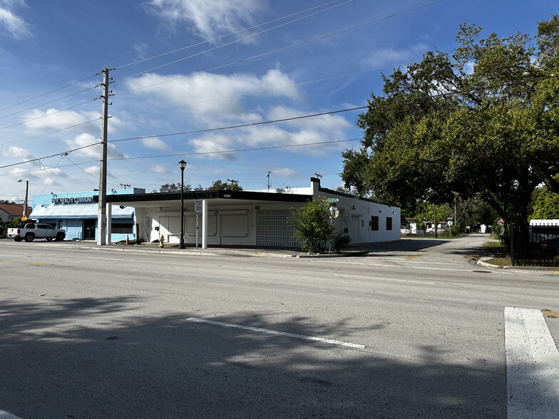 6310 NE 2nd Ave, Miami, FL for lease - Building Photo - Image 3 of 17