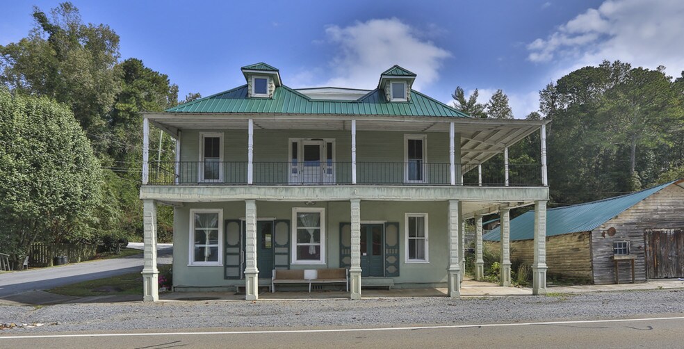 4525 Highway 136 W, Talking Rock, GA 30175