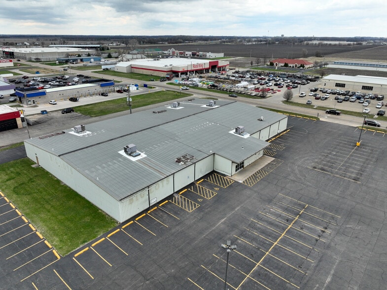 1407 38th St, Peru, IL for sale - Building Photo - Image 2 of 23