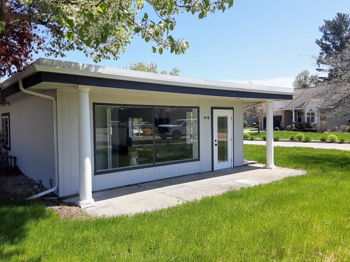 616 S Beechtree St, Grand Haven, MI for sale Building Photo- Image 1 of 1