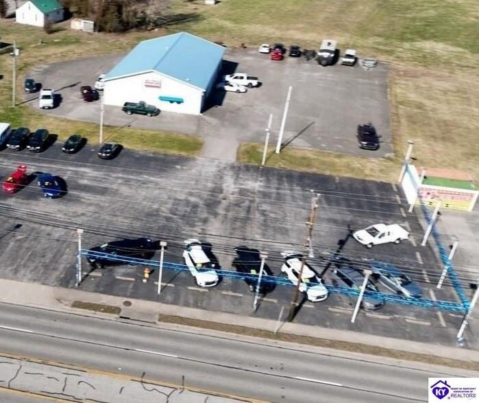 711 E Broadway St, Campbellsville, KY for sale - Primary Photo - Image 1 of 1