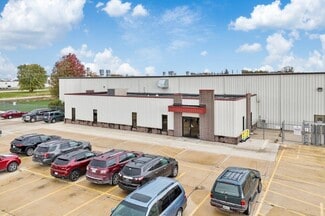 More details for 1100 11th St, Charles City, IA - Industrial for Sale