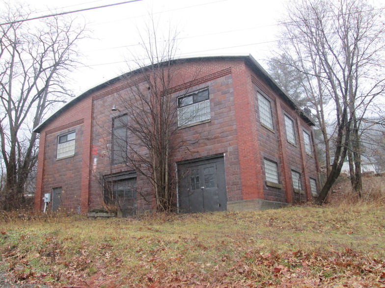 515 E Main St, Smethport, PA for sale - Building Photo - Image 2 of 6