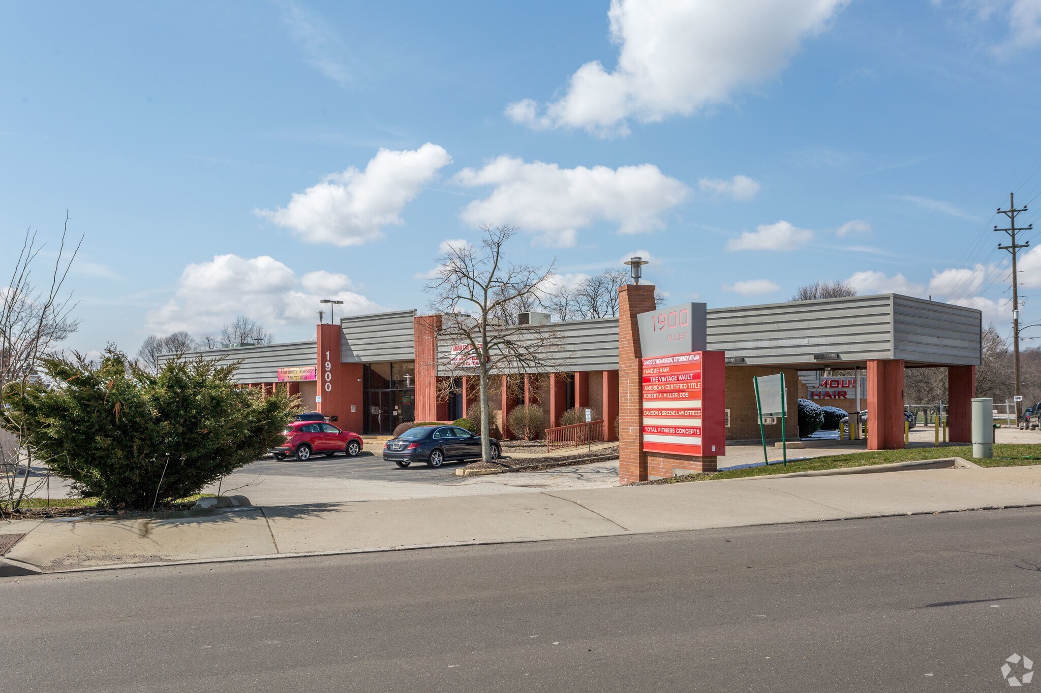 1900 W Market St, Akron, OH 44313 Retail for Sale