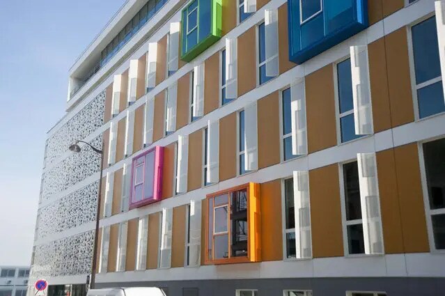 46-48 Rue René Clair, Paris for lease Building Photo- Image 1 of 2