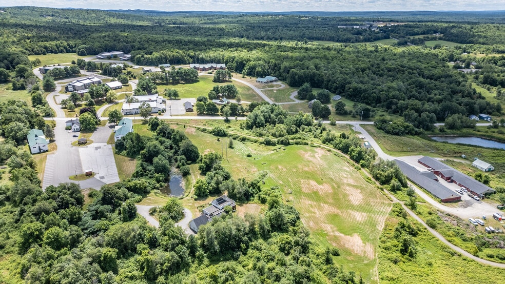 90 Quaker Hill Rd, Unity, ME for sale - Building Photo - Image 2 of 9