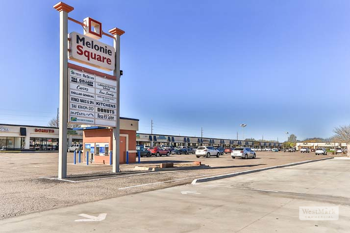 8004 Indiana Ave, Lubbock, TX for lease - Building Photo - Image 1 of 6