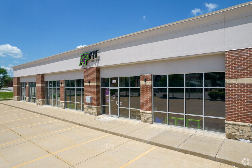4015 6th Ave, Rock Island, IL for lease - Building Photo - Image 3 of 5