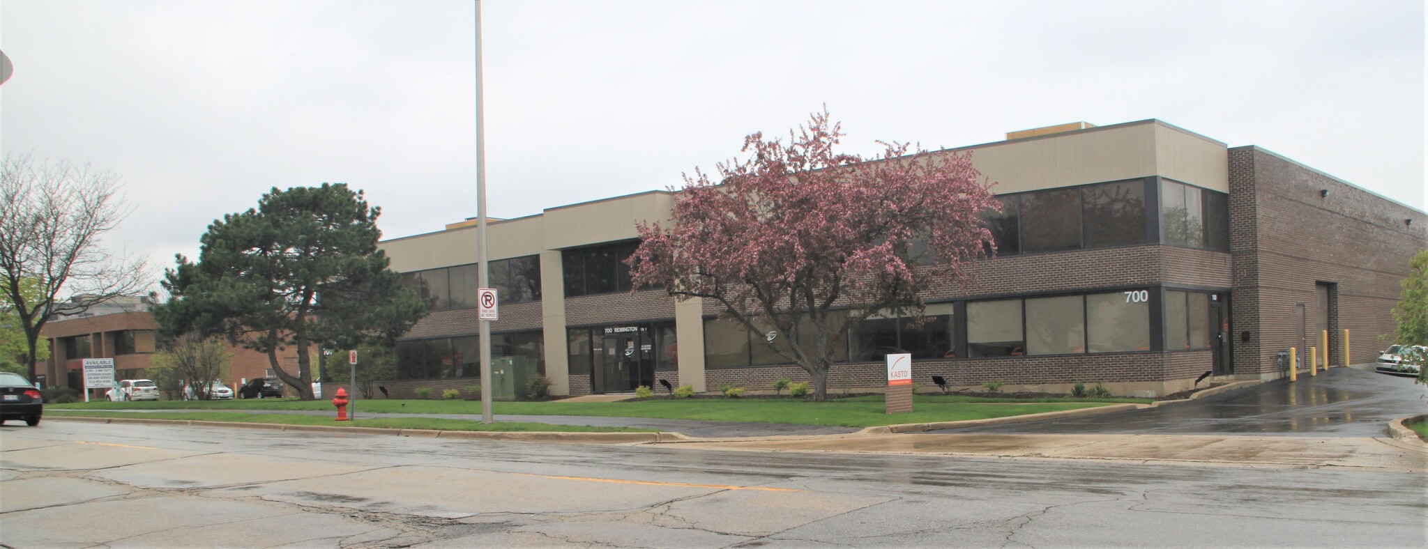 700 Remington Rd, Schaumburg, IL for lease Building Photo- Image 1 of 12