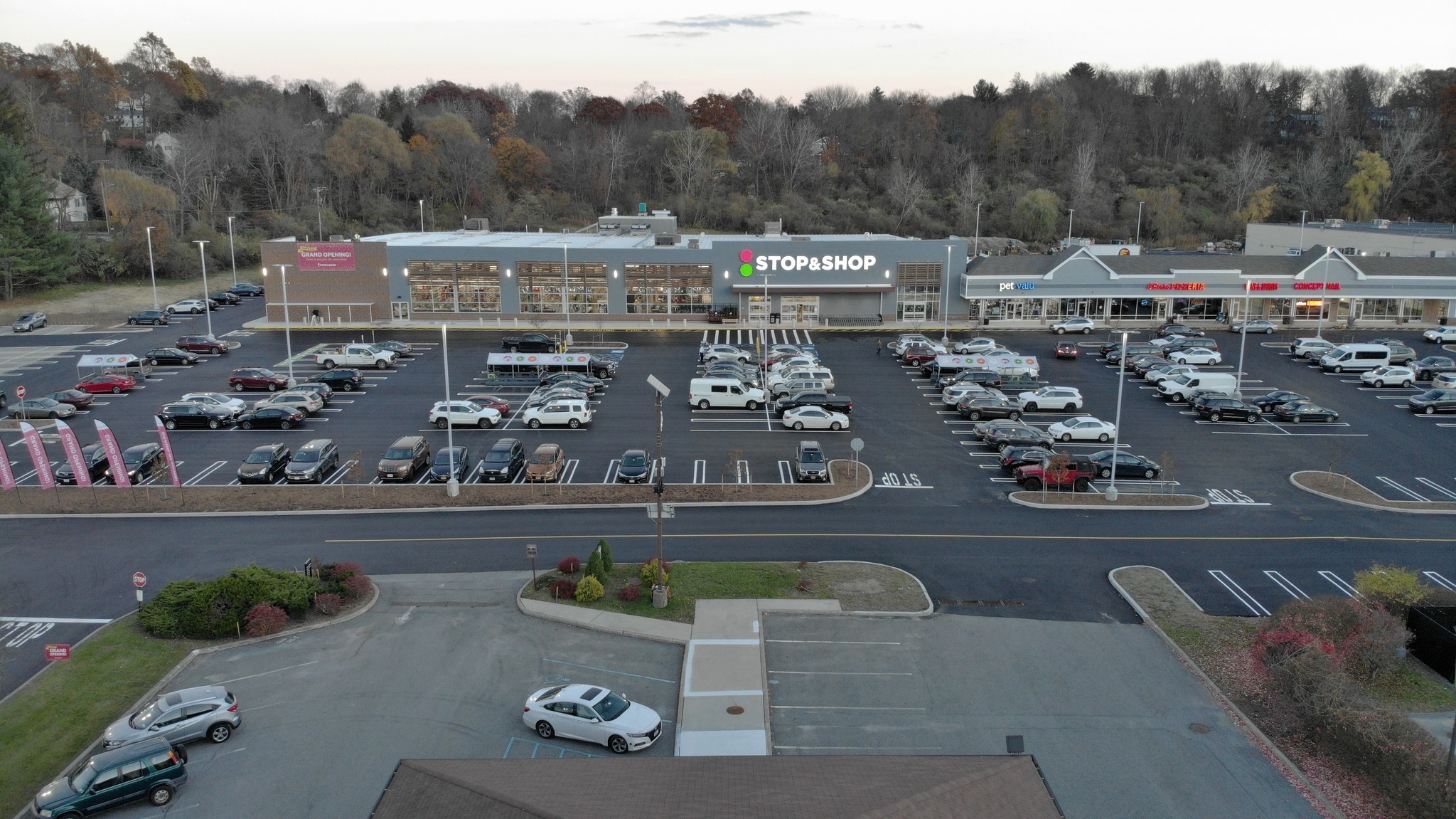 987 Route 6, Mahopac, NY 10541 - Lake Plaza Shopping Center | LoopNet