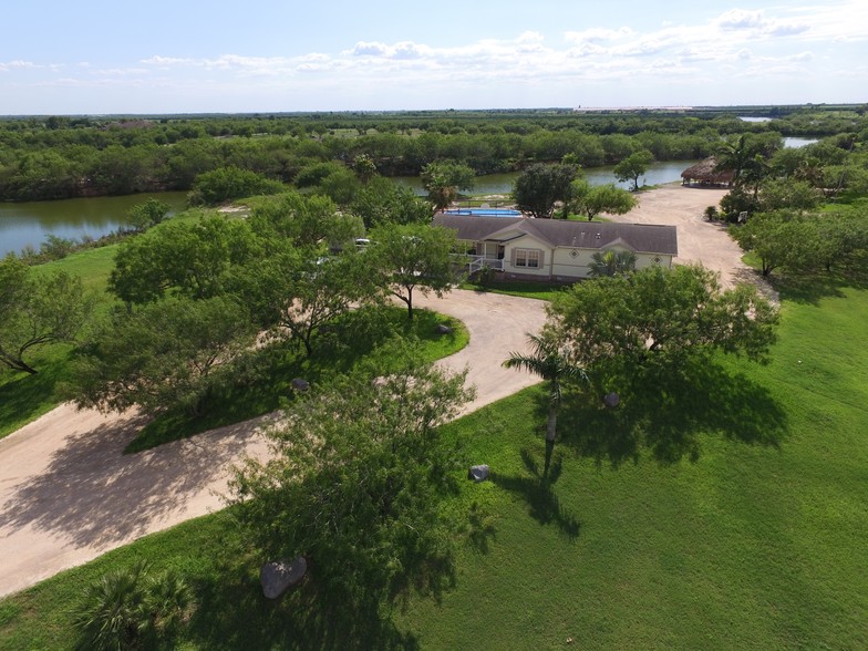 18201 Citrus Dr, Edinburg, TX for sale - Primary Photo - Image 1 of 1