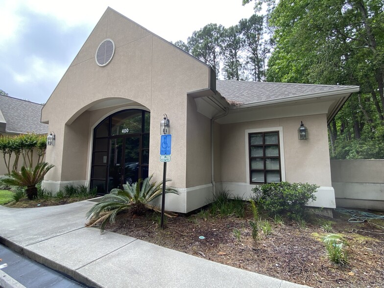 70 N Main St, Hilton Head Island, SC for lease - Building Photo - Image 1 of 11