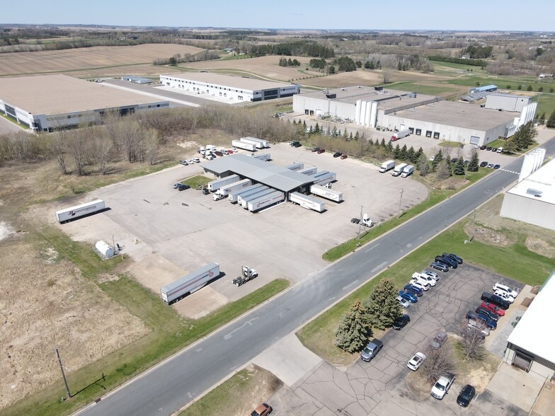 1745 Ridgeway St, Hammond, WI for sale - Building Photo - Image 2 of 5