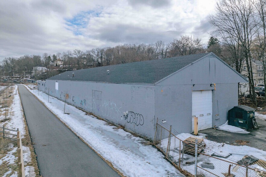 480 Water St, Fitchburg, MA for sale - Building Photo - Image 3 of 6