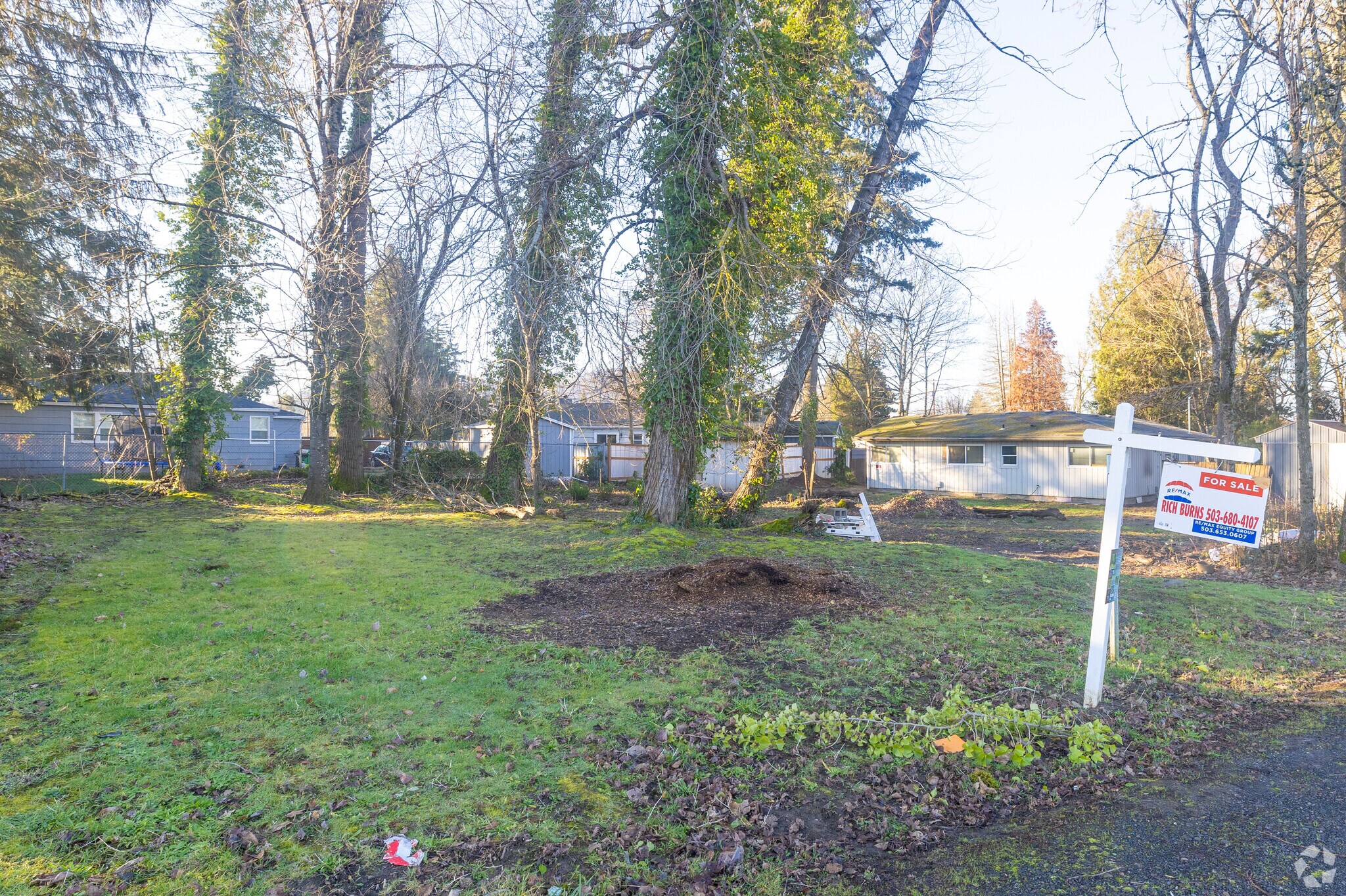 NE 6th St, Gresham, OR for sale Primary Photo- Image 1 of 1