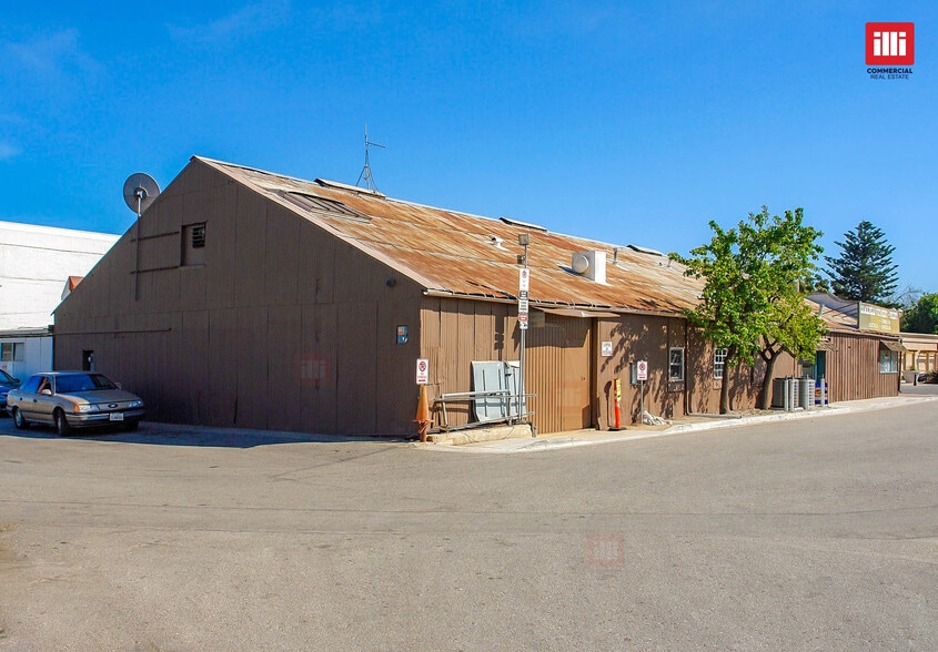 2401 Ventura Blvd, Camarillo, CA for lease - Building Photo - Image 3 of 12