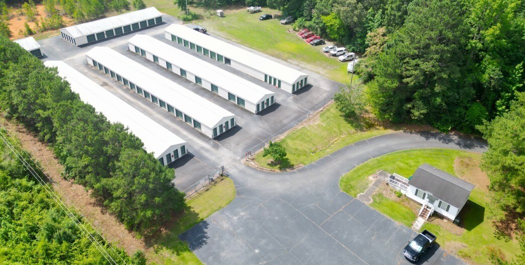 605 E I St, Erwin, NC for sale Primary Photo- Image 1 of 1