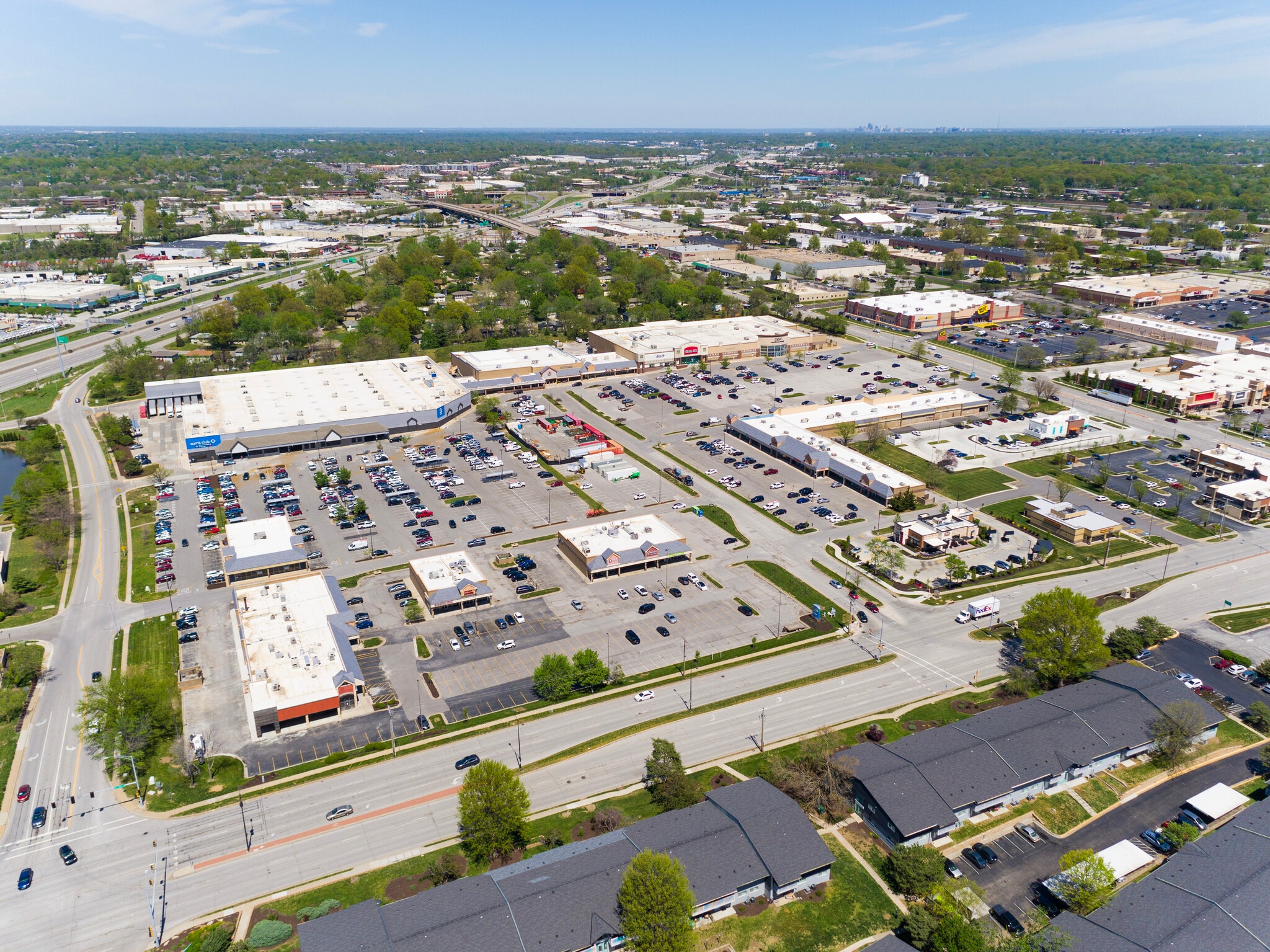 12200 W 95th St, Lenexa, KS for lease Building Photo- Image 1 of 7
