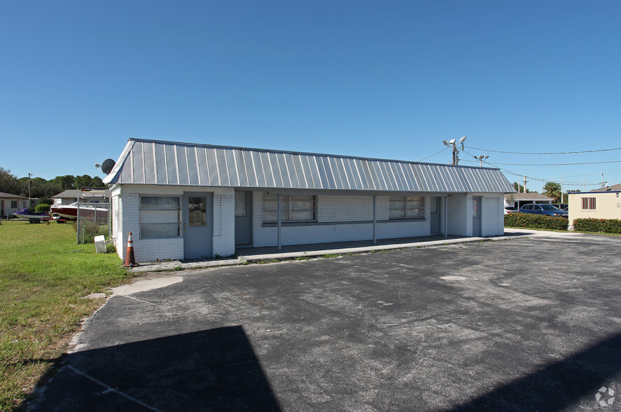 4527 S US-1 Hwy, Fort Pierce, FL for sale - Primary Photo - Image 1 of 1