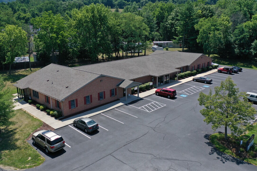 22911 Jefferson Blvd, Smithsburg, MD for sale - Building Photo - Image 1 of 1