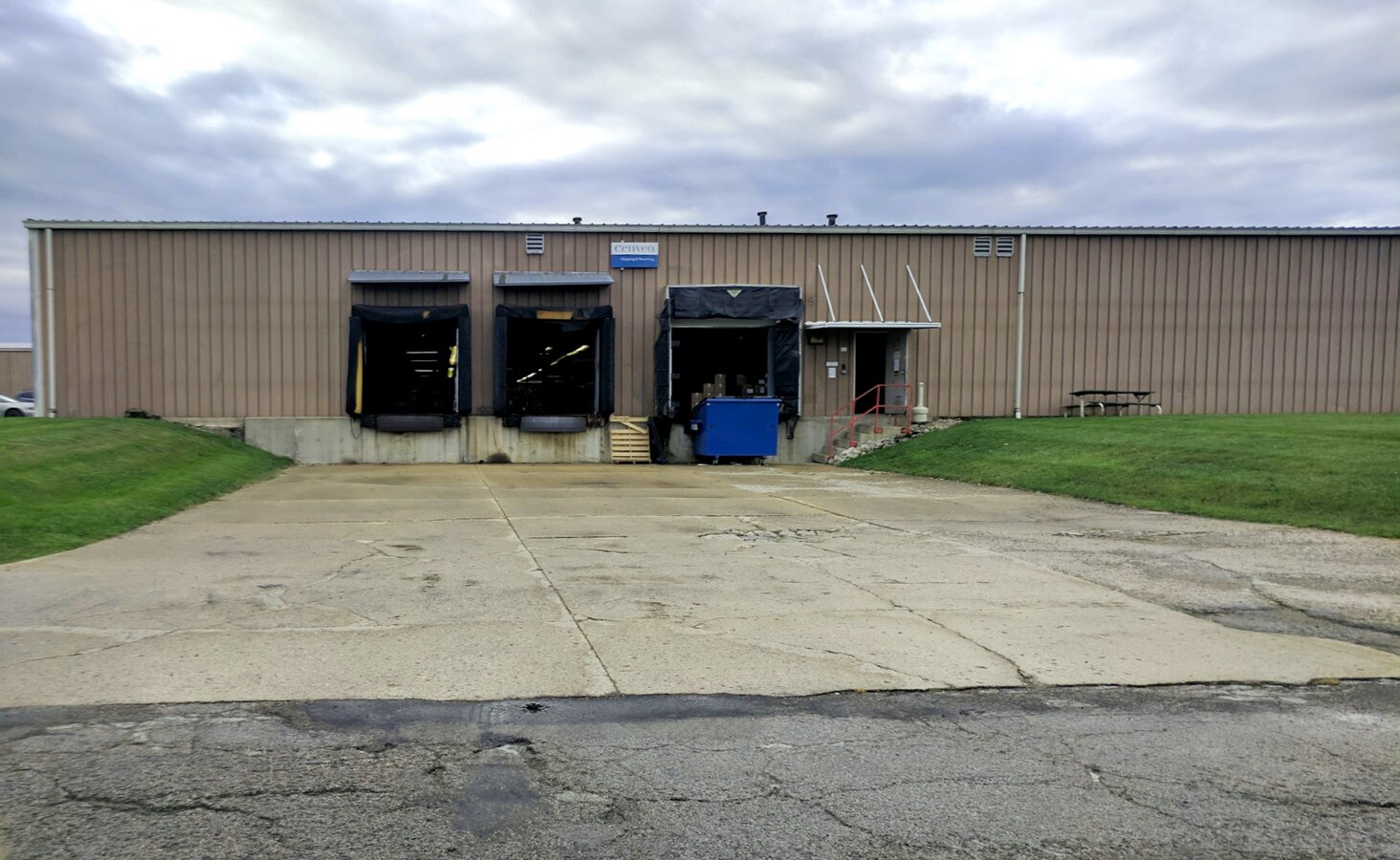 202 Eastgate Dr, Danville, IL 61834