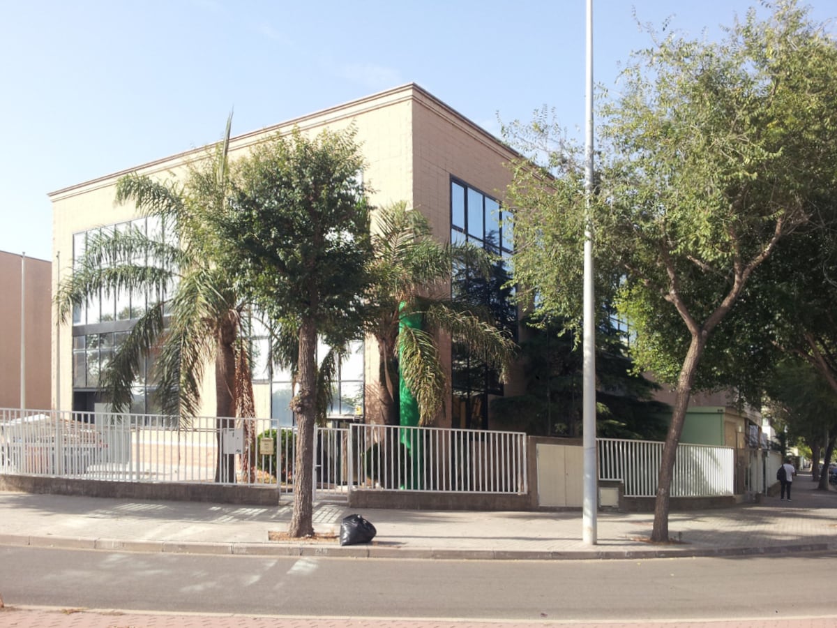 Industrial in L'Hospitalet de Llobregat, Barcelona for lease Interior Photo- Image 1 of 8