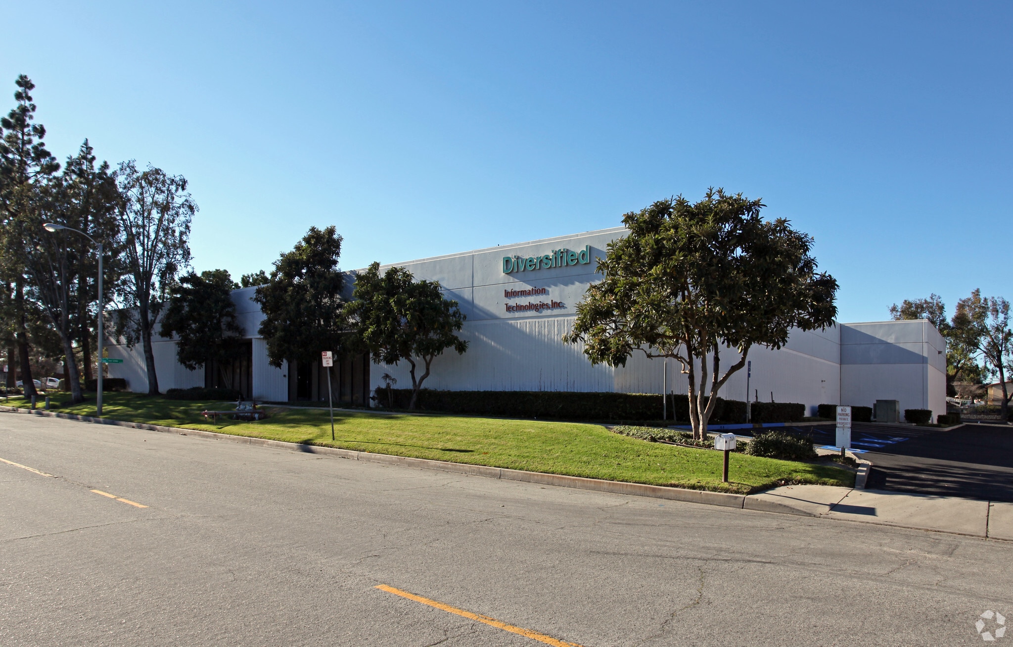 709 Via Alondra, Camarillo, CA for lease Primary Photo- Image 1 of 10
